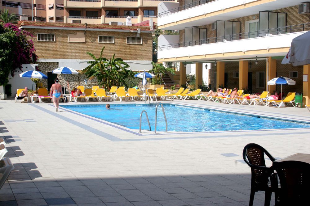 Apartamentos Buensol Torremolinos Bagian luar foto